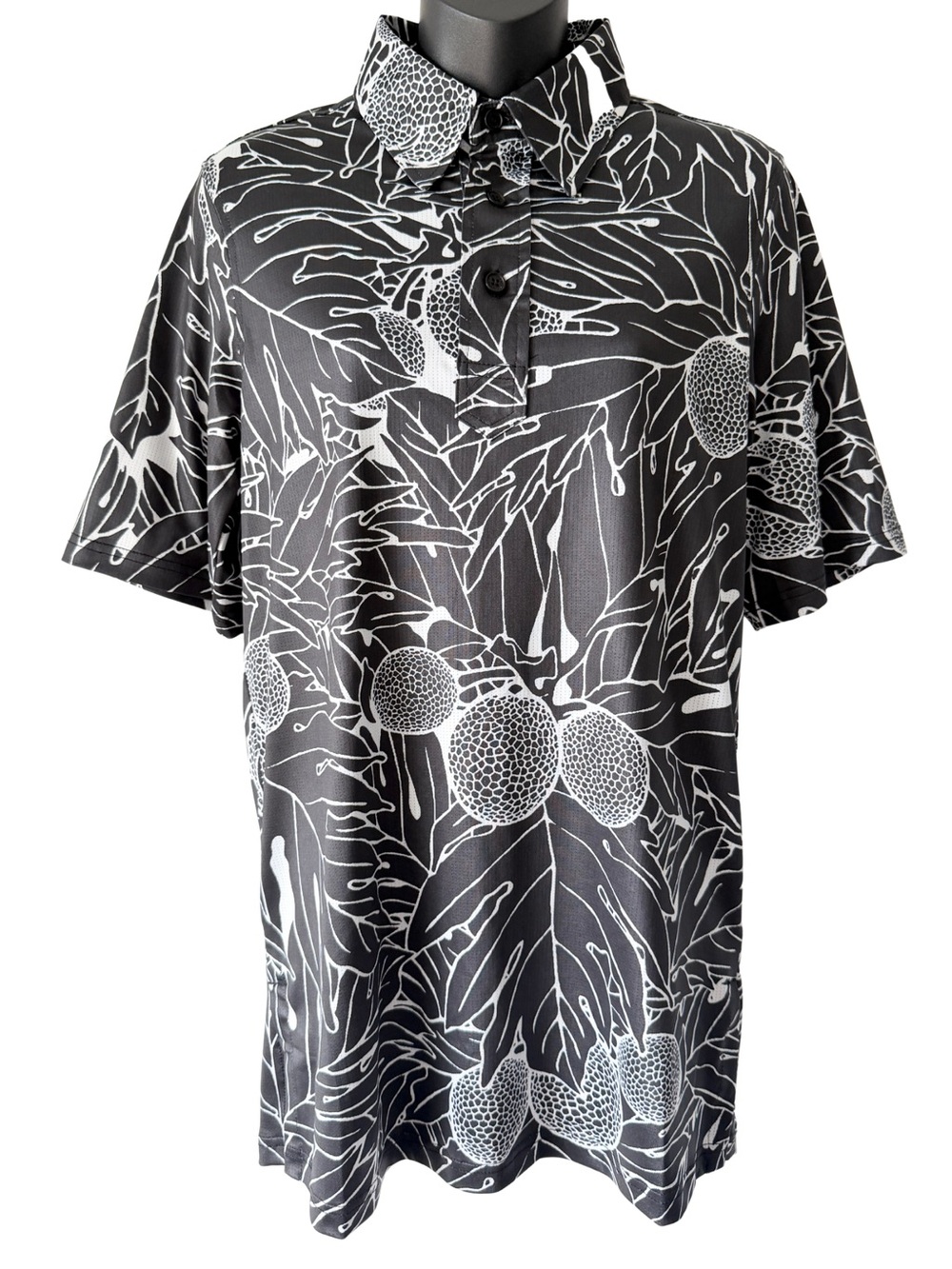 Manaola Aloha On The Green Short Sleeve Polo Shirt Mens XS Black White Ulu New